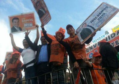 La militancia llen� de color el Hip�dromo de la provincia