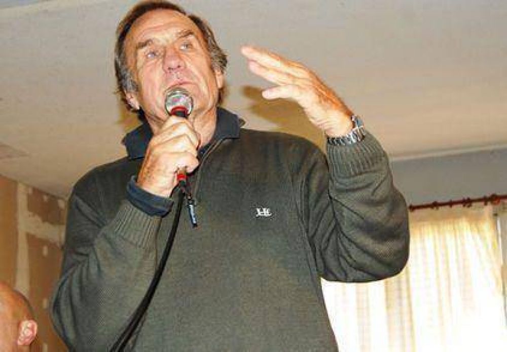 Reutemann reci�n se lanzar�a para presidente a fin de a�o.