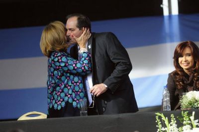 Alperovich se despidi� con un discurso �K� y prometi� �fuerte respaldo� en las urnas
