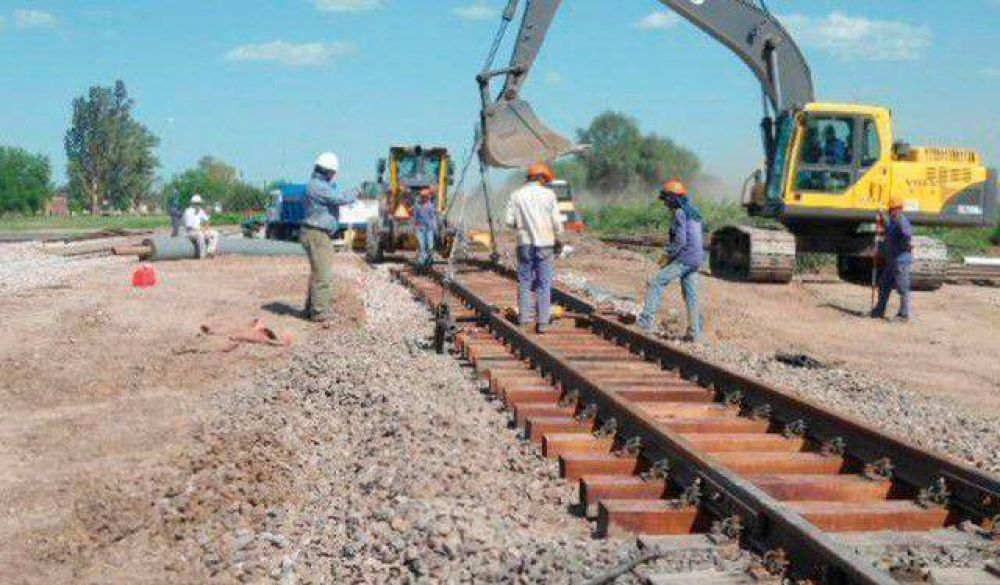 Lleg� el financiamiento para las obras ferroviarias de la provincia