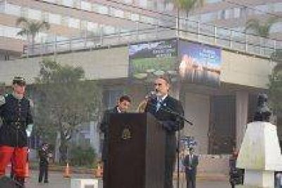 Apelaci�n a la ciudadan�a a elegir �entre el camino de la independencia o el de la sumisi�n�