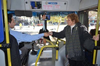 El corte de boleto y el sistema Sube convivir�n un tiempo