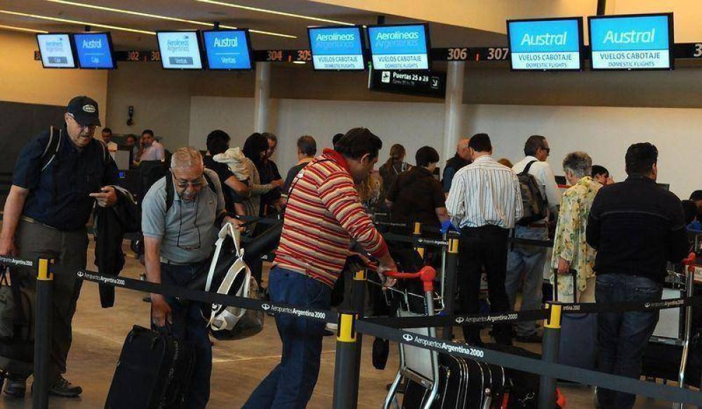 Unos 250 mil porte�os se ir�n de vacaciones durante el ballotage
