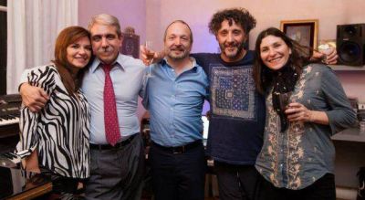 La f�rmula Fern�ndez-Sabbatella exhibi� el apoyo de sectores de la cultura