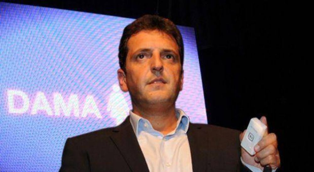 Massa hizo p�blico su enojo contra los dirigentes que lo abandonaron para volver al FpV