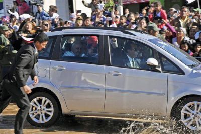 El papa Francisco, en la c�rcel m�s violenta de Bolivia: 