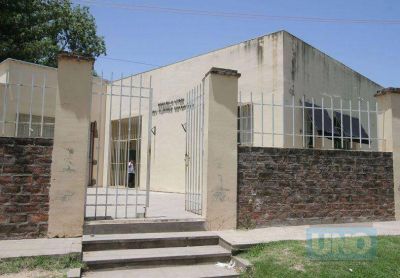 Extra�o desorden en una escuela hab�a sido provocado por un perro