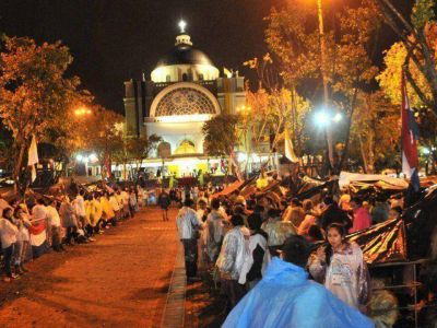 Su Santidad celebra primera gran misa hoy en Caacup�