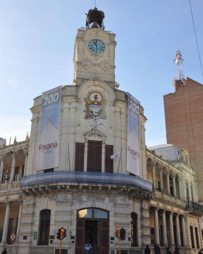 La nueva propuesta salarial que present� el Ejecutivo de Paran� no colm� las expectativas de los Jerarquizados 