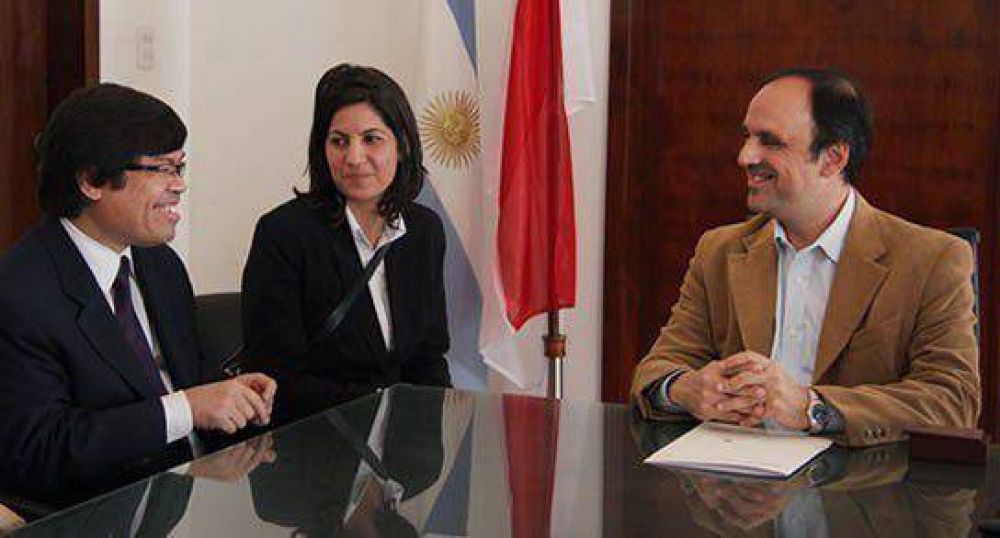 Corral recibi� al embajador de la Rep�blica de Indonesia