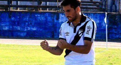 Mat�as Castro refuerzo de Uni�n: 