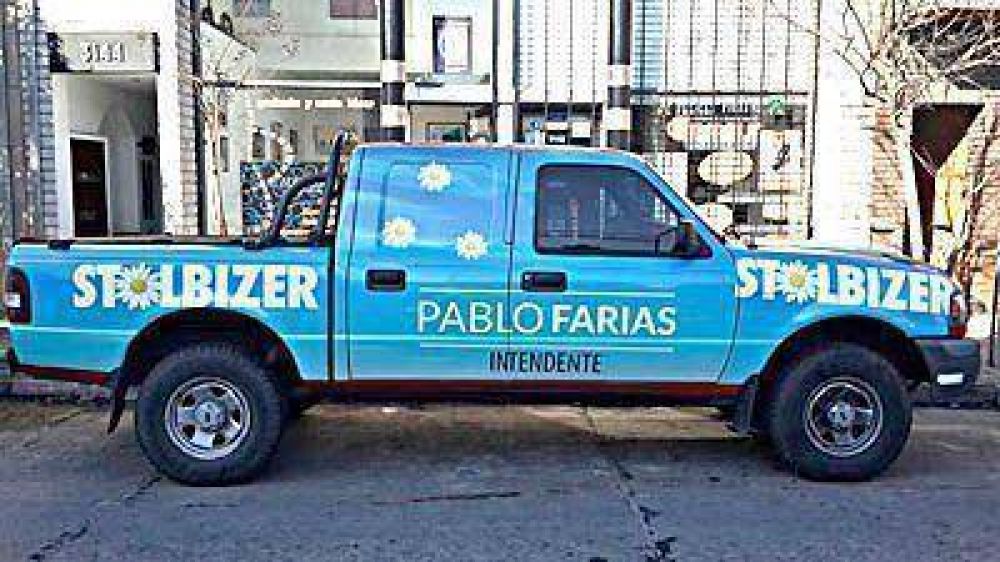 Afiches, volantes y recorridas para hacer frente a la escasez de fondos