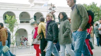 Salta con vuelos colmados y sin pasajes para el Tren a las Nubes