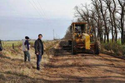 Prosigue la obra de mejorado con piedra en el acceso a Ram�n Biaus