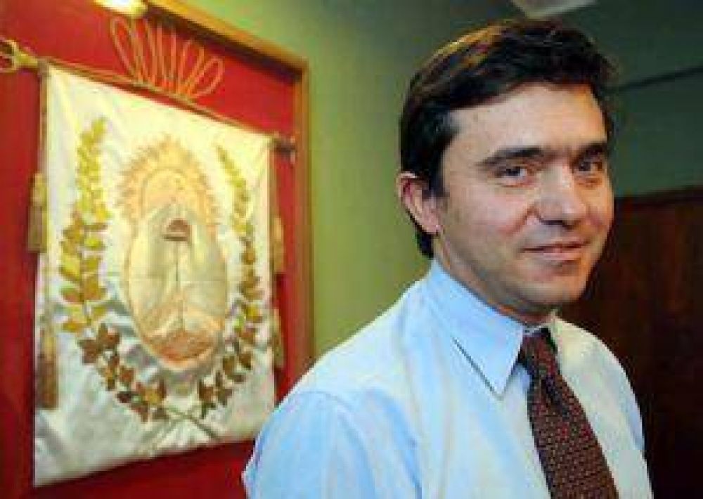 La oposici�n pide que Jaque mande ya el pliego de L�pez Puelles para la DGE.