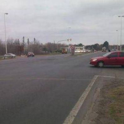 Dos muertos al chocar un micro de larga distancia y un auto en la ruta 7