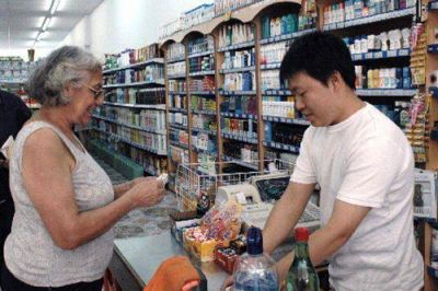 Supermercados chinos amenazan con abandonar los �Precios Cuidados�