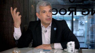 Juli�n Dom�nguez intenta bajarle el tono a la interna kirchnerista: 
