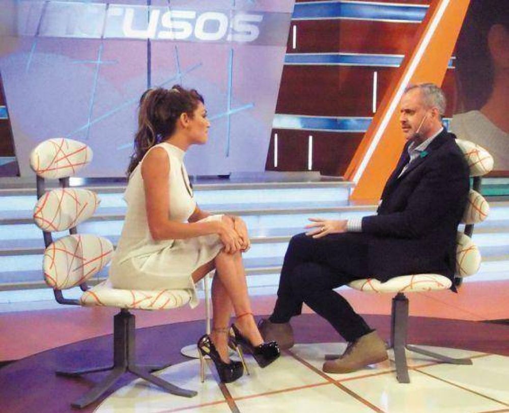 Vicky busca la redenci�n del Papa en Paraguay