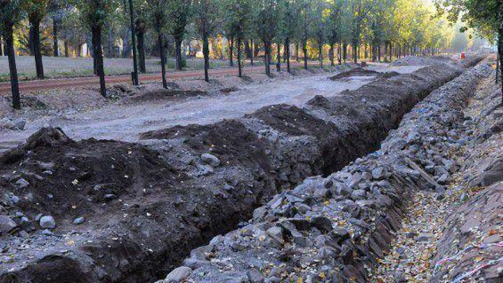 �Qu� pasa con las obras en la calle principal del Parque?