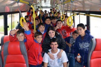 En s�lo 3 meses, m�s de 3600 alumnos de la Provincia se sumaron a la propuesta tur�stica gratuita �Corrientes te Gu�a�