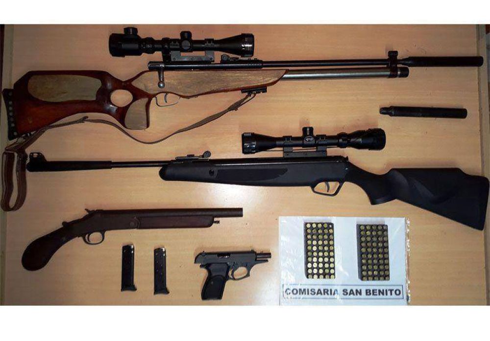 San Benito: Encontraron un arsenal durante un allanamiento