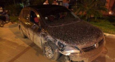 Fuerte colisi�n entre dos autos dej� importantes da�os