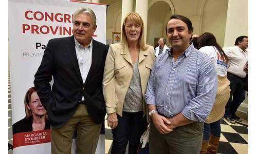 �Es impresionante lo que gastan Z�ccaro y Molina en campa�a�