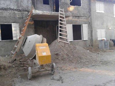Aseguran fondos para finalizar obra de viviendas del Diez de Diciembre