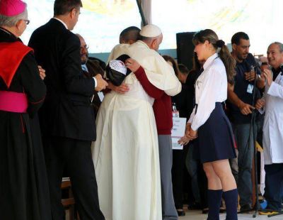 El Papa Francisco lanza la misin de Scholas en Paraguay como cierre de su visita