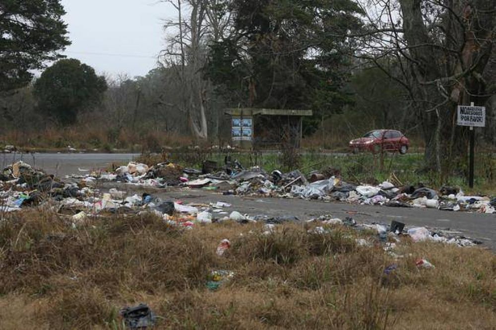 El Parque Pereyra Iraola con basurales y seales de abandono