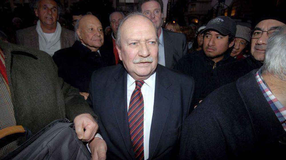El tribunal que resolver� la apelaci�n de Cabral cit� al subrogante que lo reemplaz�