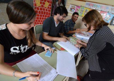 Papel�n: un candidato a legislador se rob� votos del escrutinio definitivo de C�rdoba 