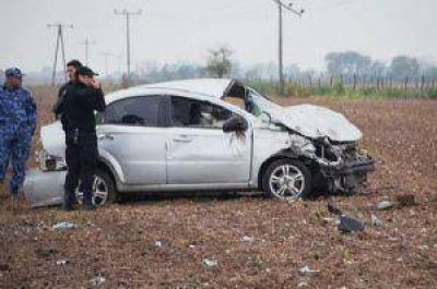 Joven mujer perdi� la vida en un tremendo vuelco en la ruta 95