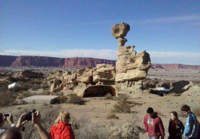 Este es el nuevo paisaje con el que se encontraron los turistas en el Valle de la Luna