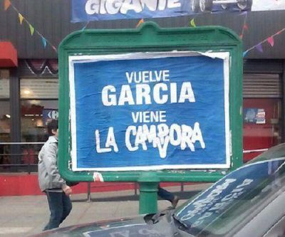 Pol�mica por la campa�a que vincula al ex intendente con La C�mpora en Vicente L�pez