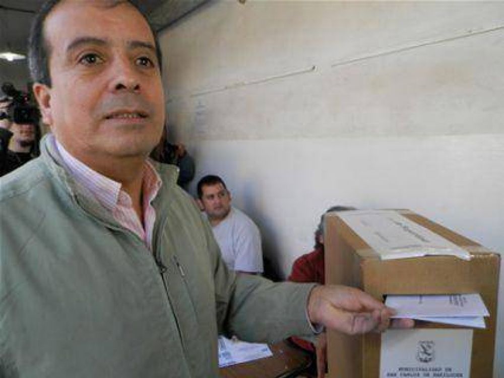 Casta��n: �El diablo meti� la cola�