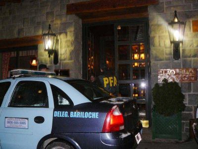 En 2014 estafaron al Llao Llao en miles de pesos y ahora volvieron: terminaron presos