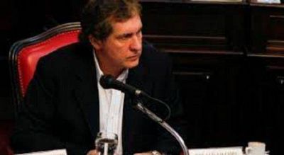 PALLARES DESTAC� LA RECUPERACI�N DEL MASSISMO Y HABLO DE SU RELACION CON RUSSO