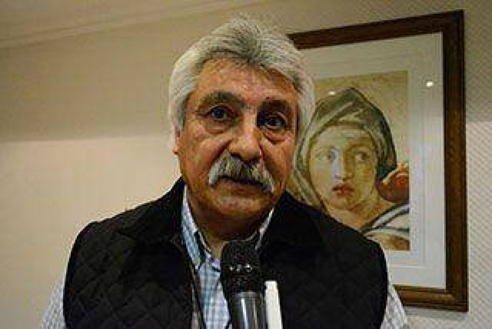 Guevara inform� a Peralta sobre obras que se realizan en El Chalt�n
