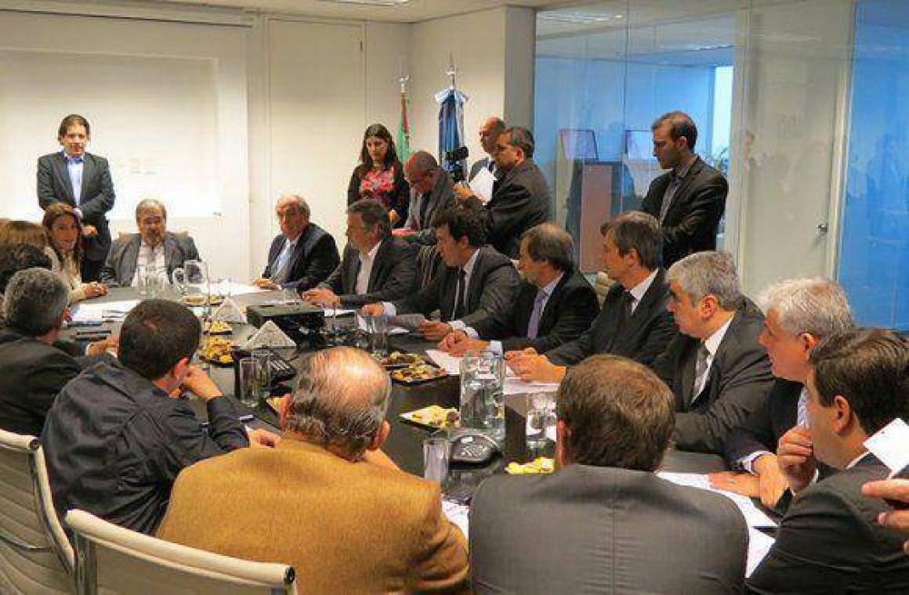 Vuelven a prometer nuevas unidades para la polic�a provincial