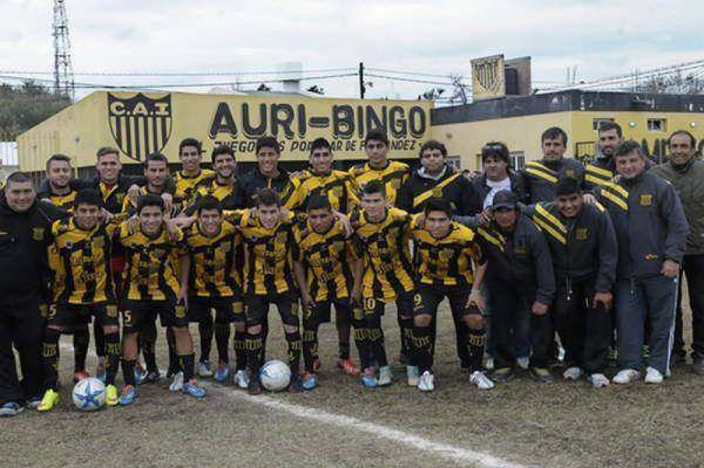 Villa Uni�n no se present� a jugar y Mitre fue declarado campe�n