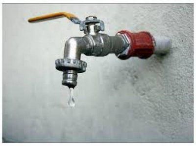 Garantizan que �el agua es completa y perfectamente potable�