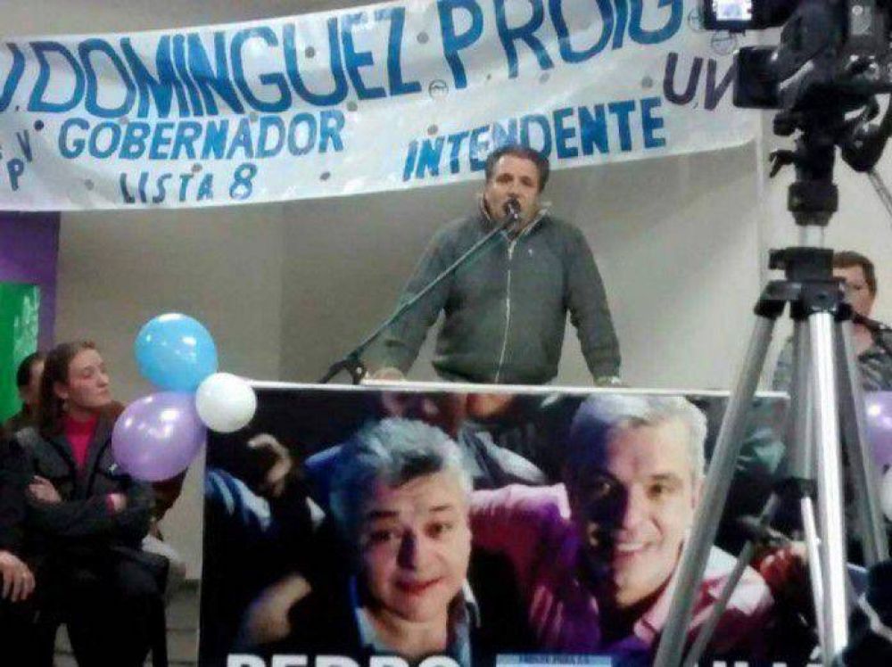 N�stor Rodr�guez y su apoyo a Juli�n Dom�nguez