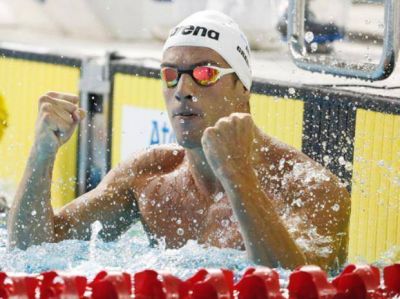 Medalla de oro hist�rica para el casildense Grabich en los 100 metros libre