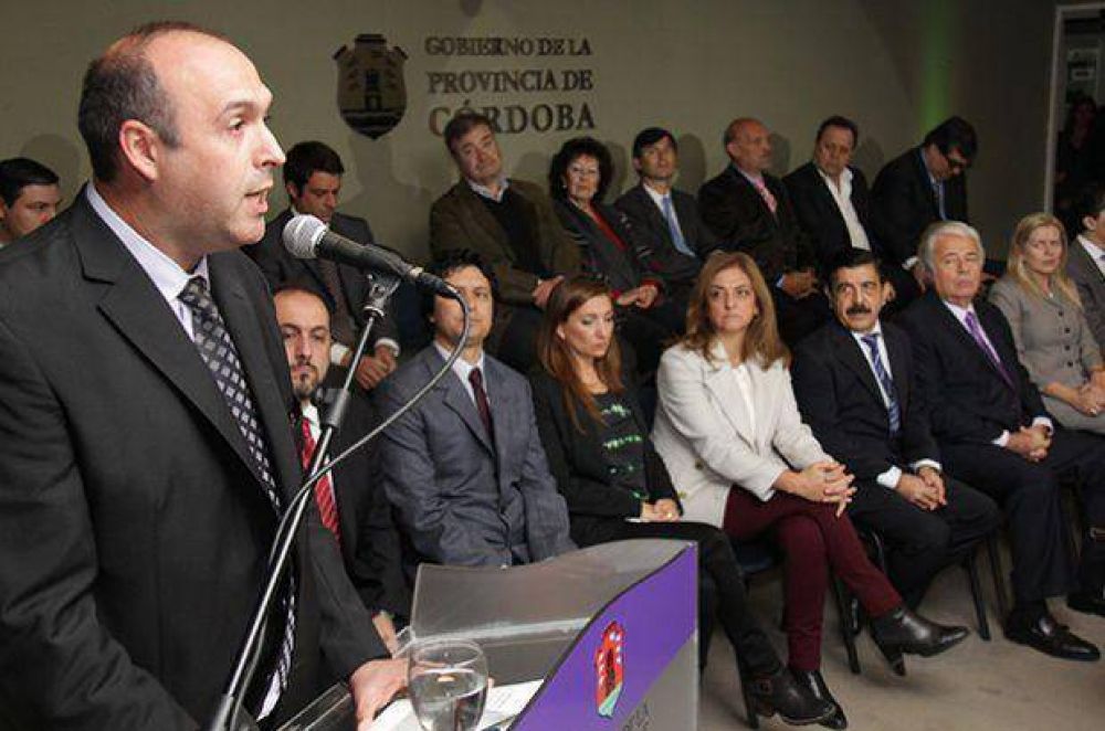 Marcos Farina asumi� como ministro de Gobierno y Seguridad