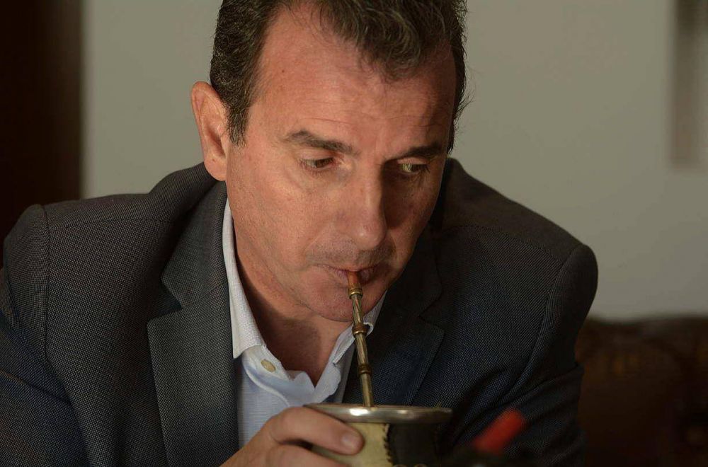 P�rez adeuda 109 millones a comunas