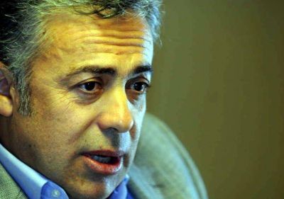 Cornejo a�n ve lejos un acuerdo
