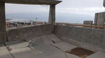 Crece el peligro de derrumbe en la tribuna sur del Estadio