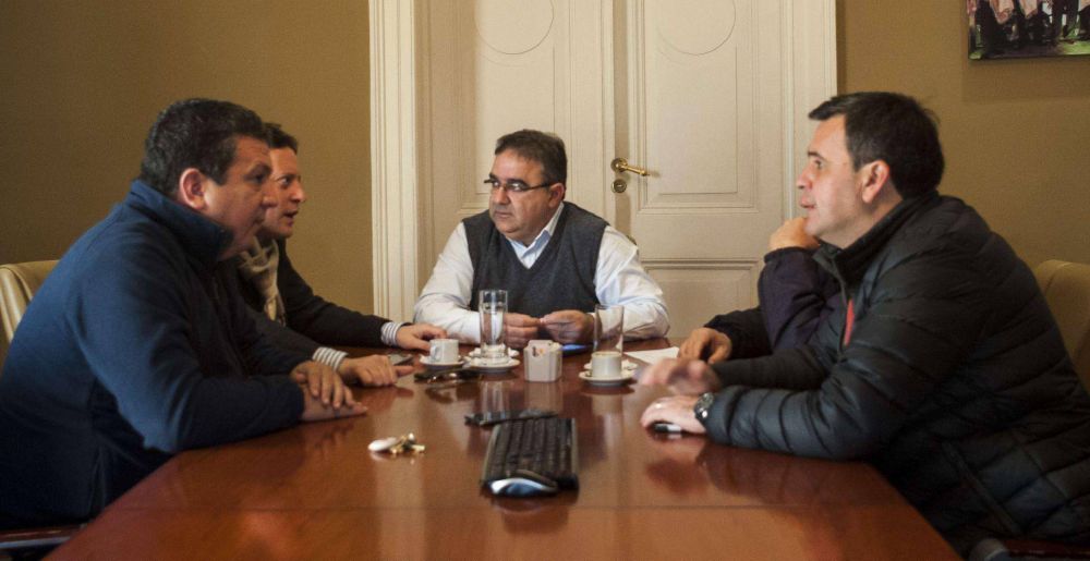 Jalil acord� acciones en conjunto con el titular de Aguas de Catamarca